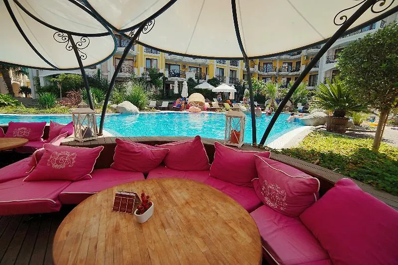 Harmony Suites 4 & 5 & 6 Burgas Hotel